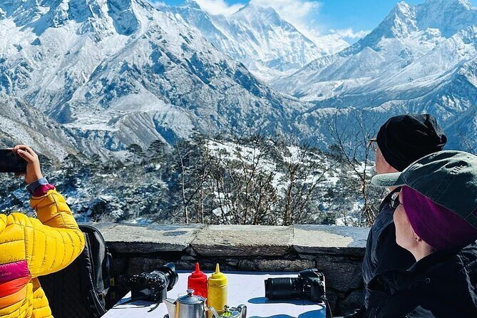 Everest Helicopter Tour - Booking, group size, and the kind of operator you want
