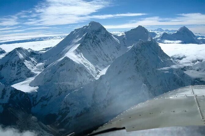 Everest Mountain Flight with Kathmandu Full Day Tour - Swayambhunath Monkey Temple: A Stupa on a Hilltop