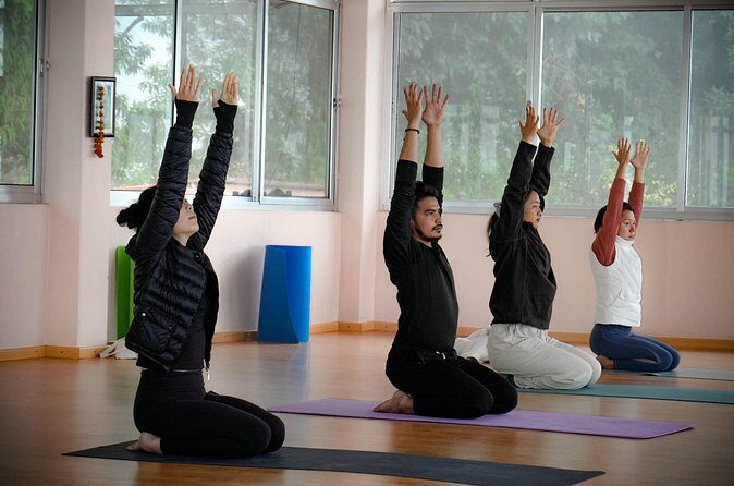 Ghorepani Ghandruk Wellness Yoga Trek - What to pack (and what they already give you)