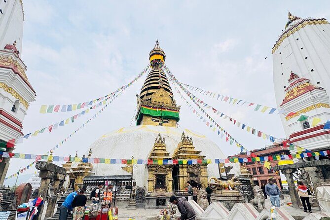 Kathmandu: 7 UNESCO World Heritage Private Day Tour with Lunch. - Lunch built for a temple day: what you get and why it helps