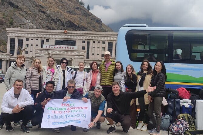 Kathmandu Airport Pickup and Drop-off Services - Flight delays, route choices, and 24/7 support
