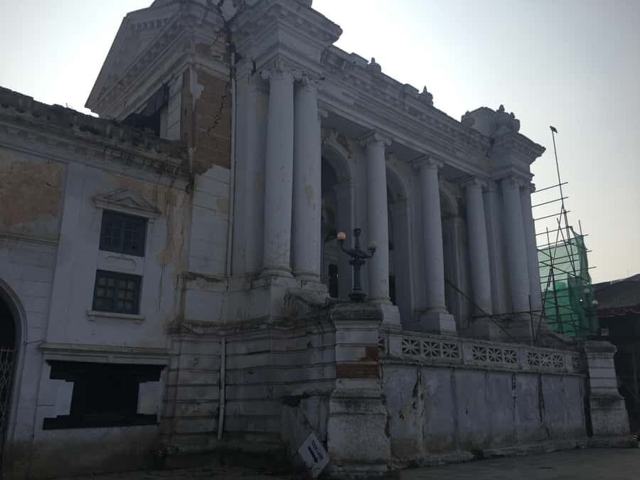 Kathmandu: Full-Day Budget Bus Tour of Kathmandu Valley - Kathmandu Durbar Square: Palaces, Courtyards, Temples of the Malla Kings
