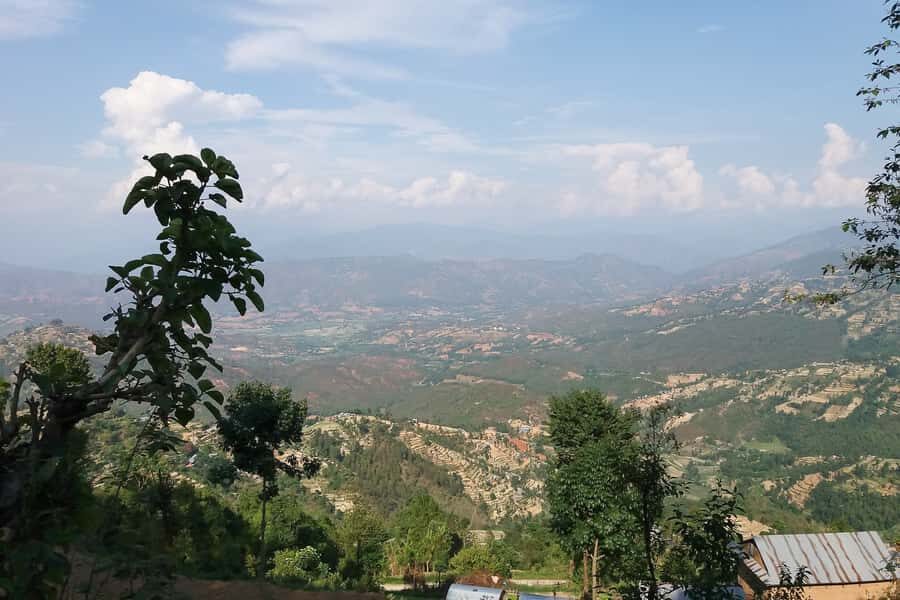 Kathmandu: Nagarkot Sunrise and Hike Tour to Changu Narayan - The drive up from Kathmandu: comfort on winding roads