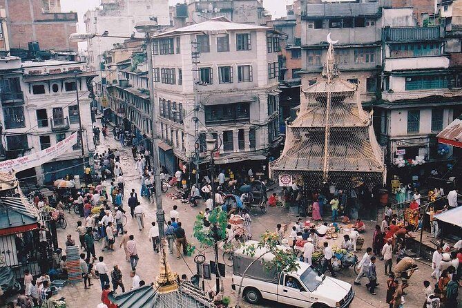 Local Bazaar Walking Tour in Kathmandu with Professional Guide - From hotel door to market lanes: how the tour starts