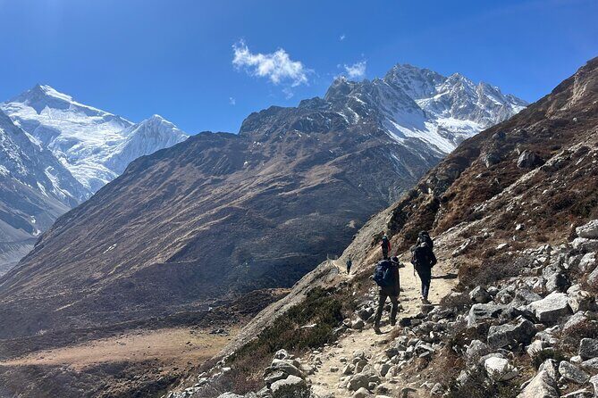 Makalu Base Camp Trek - Guides and support: the human factor that matters on rough days