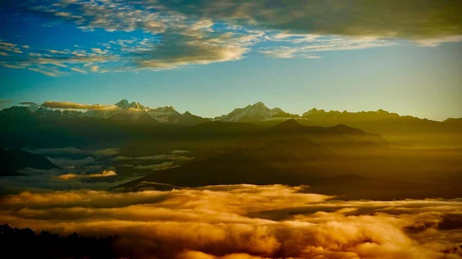 Nagarkot & Bhaktapur Tour with Private Transport - Timing and packing: How to make the most of a full day