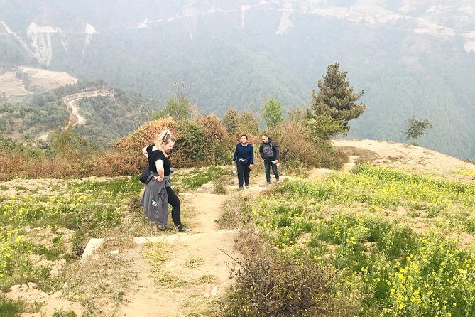Nagarkot Sunrise View and Refreshing Morning Hike near Kathmandu - The Easy Downhill Hike: What It Feels Like and Who It’s For