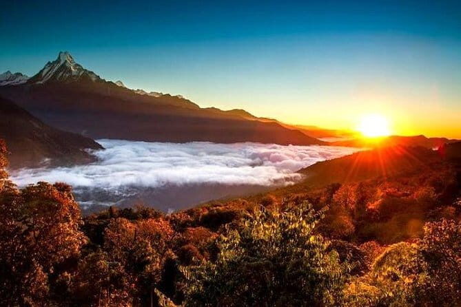 Nagarkot Sunrise View & Day Hiking with Lunch - Private/Group - Lunch Box: The Quiet Genius of Feeding You Before You Ask for It