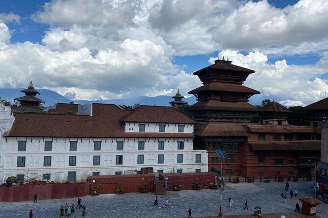 Patan and Bhaktapur Boutique Tour - Guides and stories: how the tour turns buildings into meaning