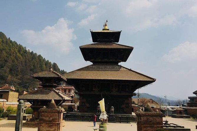 Private Day Tour in Kathmandu Valley Rim with Bhaktapur Sightseeing - Changu Narayan Temple: an ancient hilltop start