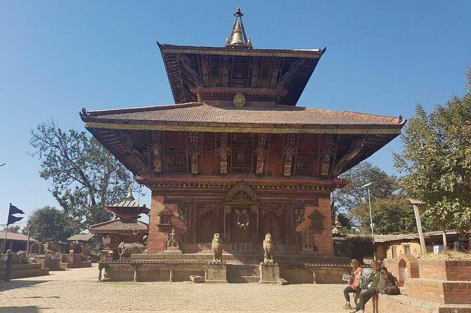 Private Day Tour in Kathmandu Valley Rim with Bhaktapur Sightseeing - Bhaktapur Durbar Square: UNESCO’s best-preserved royal city