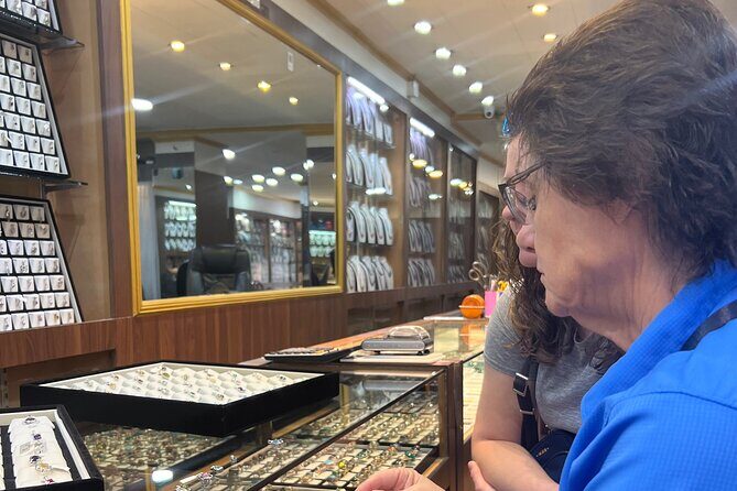 Private Shopping Tour in Kathmandu - Price and what $65 per group is really buying you