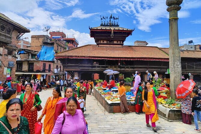 Spiritual Journey to Kailash Manasarovar 16 Days Overland Trip - Cross the Border to Tibet: Kyirong and Saga (Days 6–7)