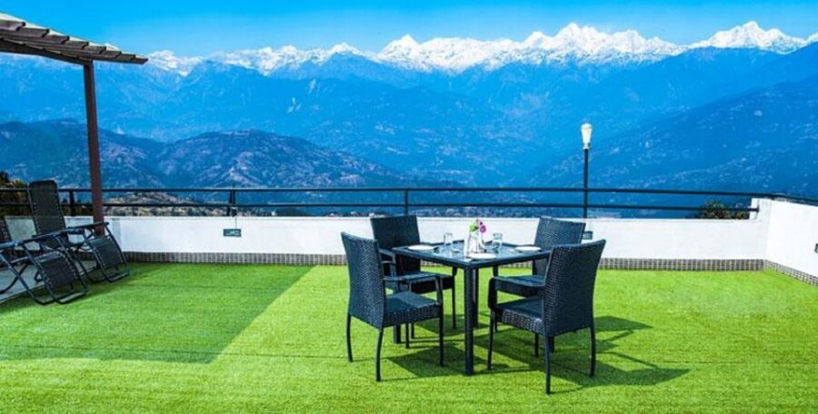 Sundarijal-Chisapani-Nagarkot Trek with Changunarayan - Hotels, guides, and comfort: what “included” means in real life